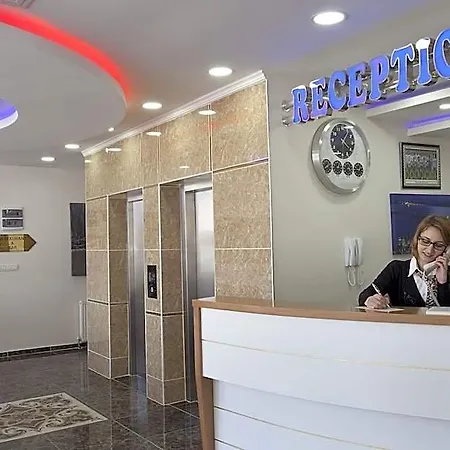 Parlak Hotell