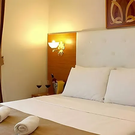 Parlak Hotell