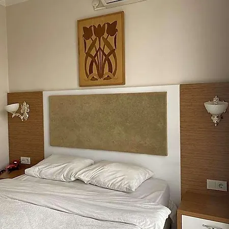 Hotell Parlak 3*