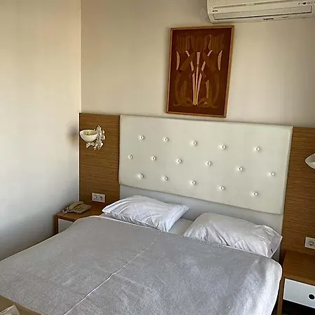 Parlak Hotell