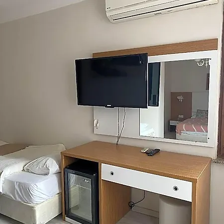Parlak Hotell